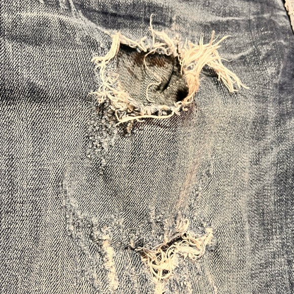 Miss Me Shorts - Picture 8 of 9